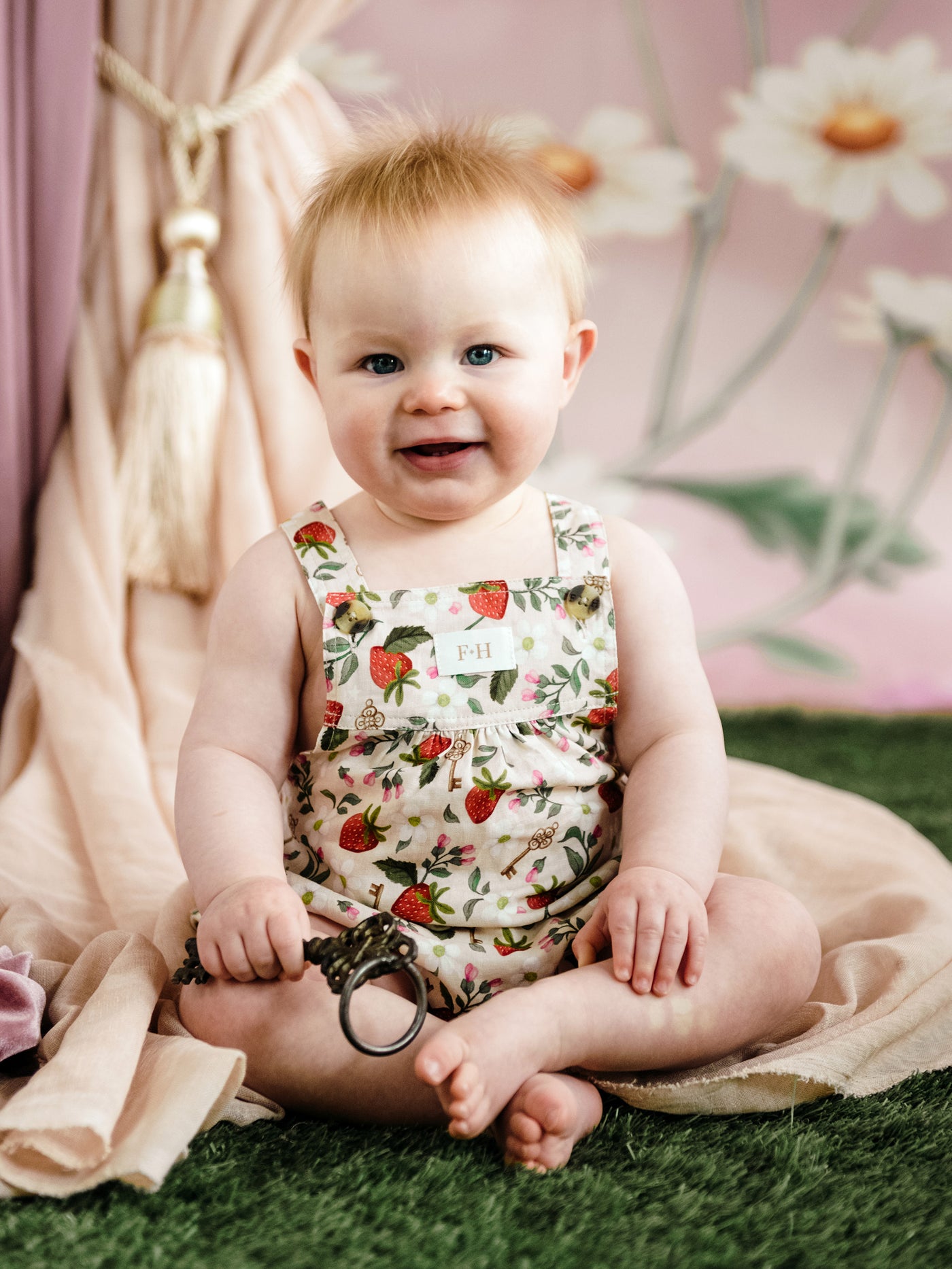 'Hearts Floral' Tootsie Romper - Linen