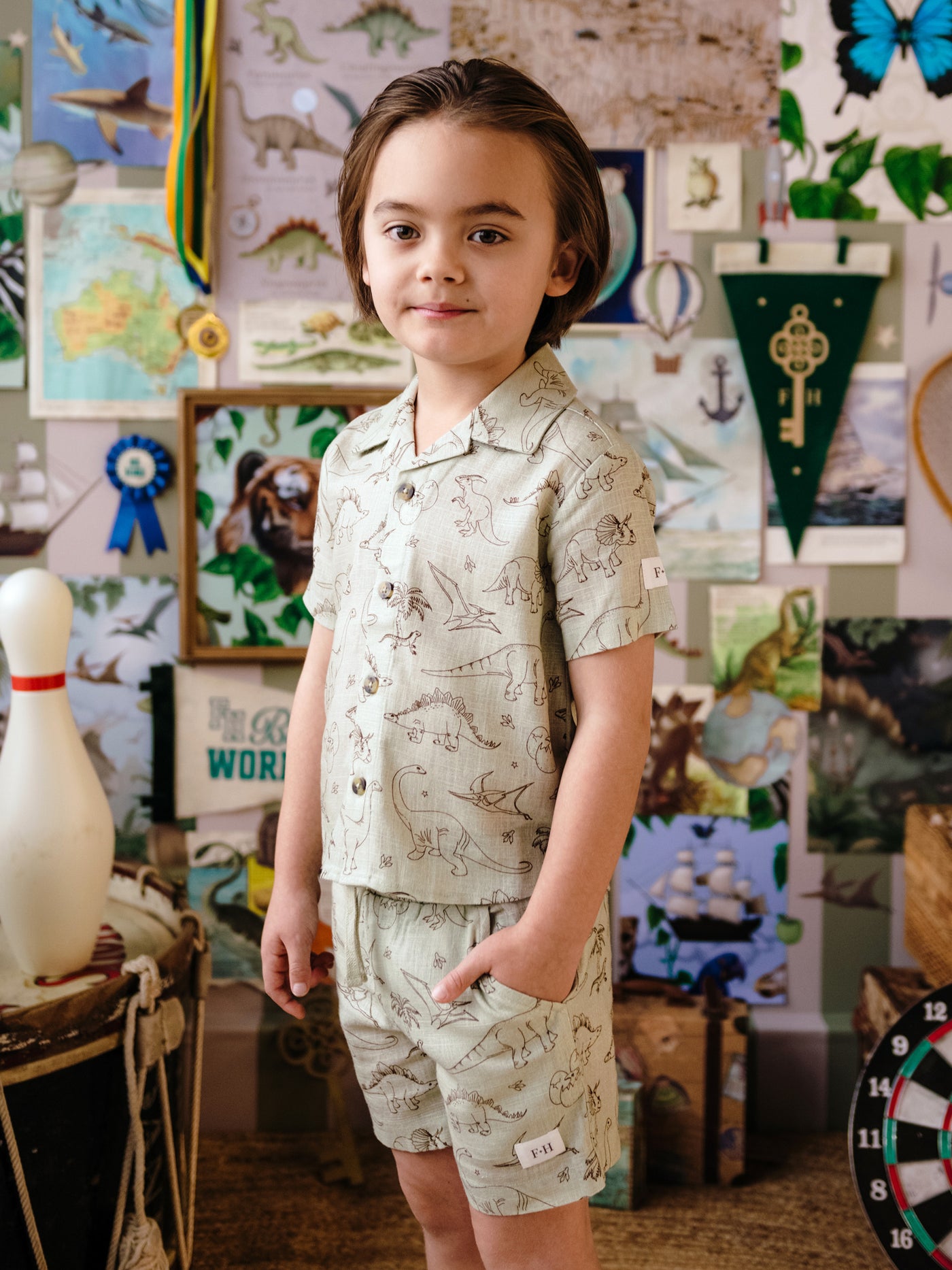 'Prehistorica' Verdan Shirt - Olive Leaf